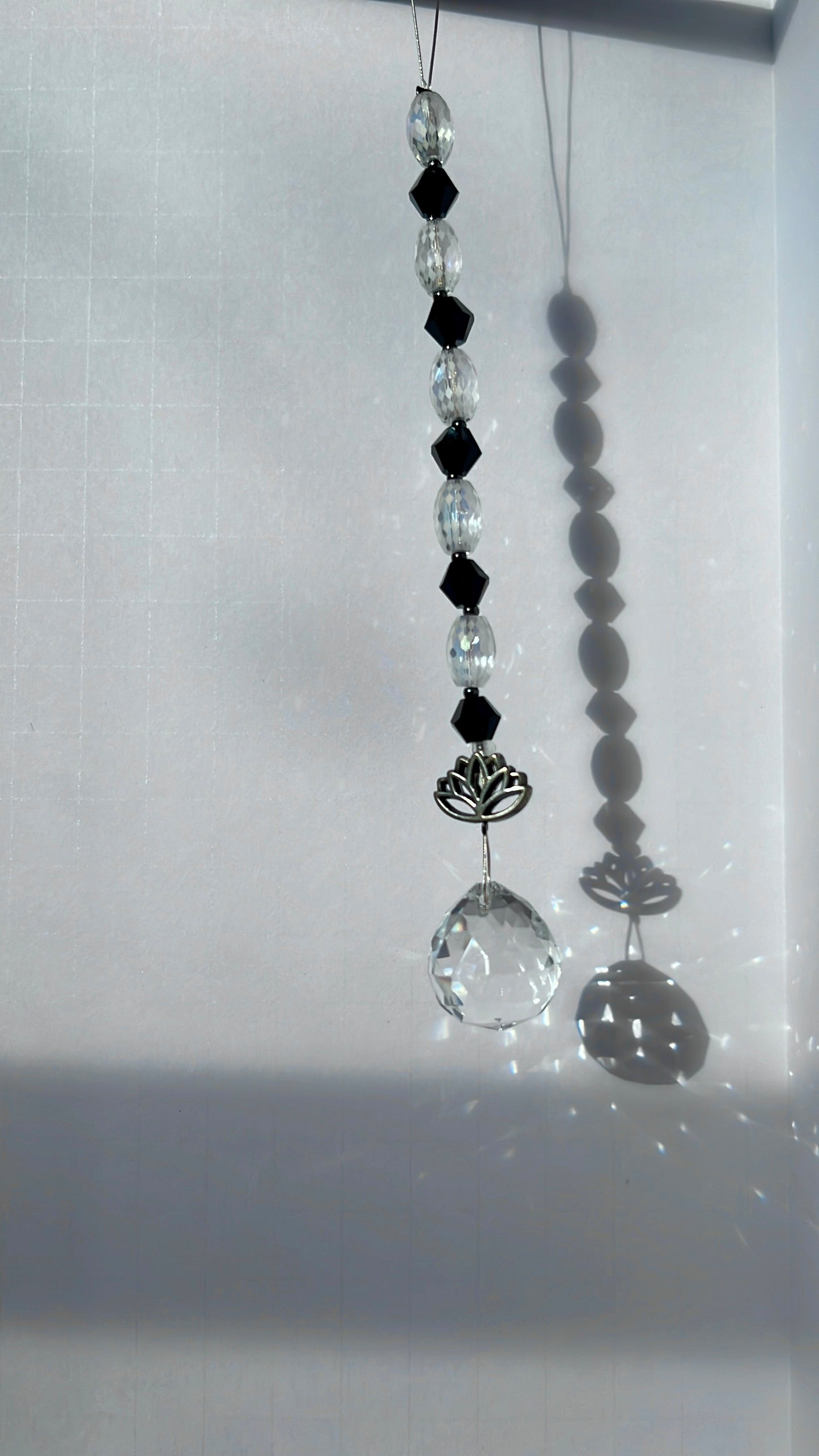 Mini Magic Suncatchers! Adorable Handcrafted Charms for Radiant Sparkles Anywhere