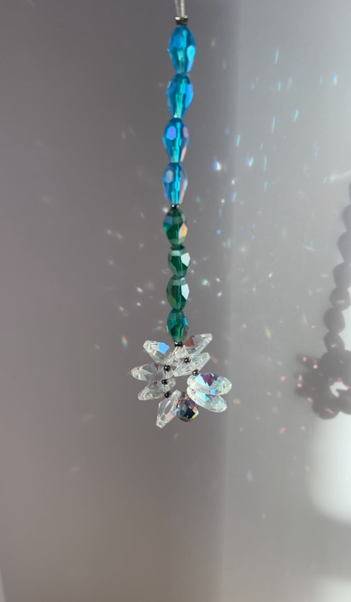 Mini Magic Suncatchers! Adorable Handcrafted Charms for Radiant Sparkles Anywhere
